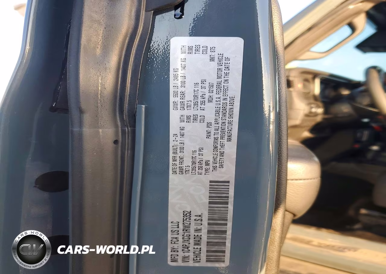 2024 Jeep Wrangler 2-Door Rubicon 4X4 VIN:1C4PJXCG1RW275352 - 12