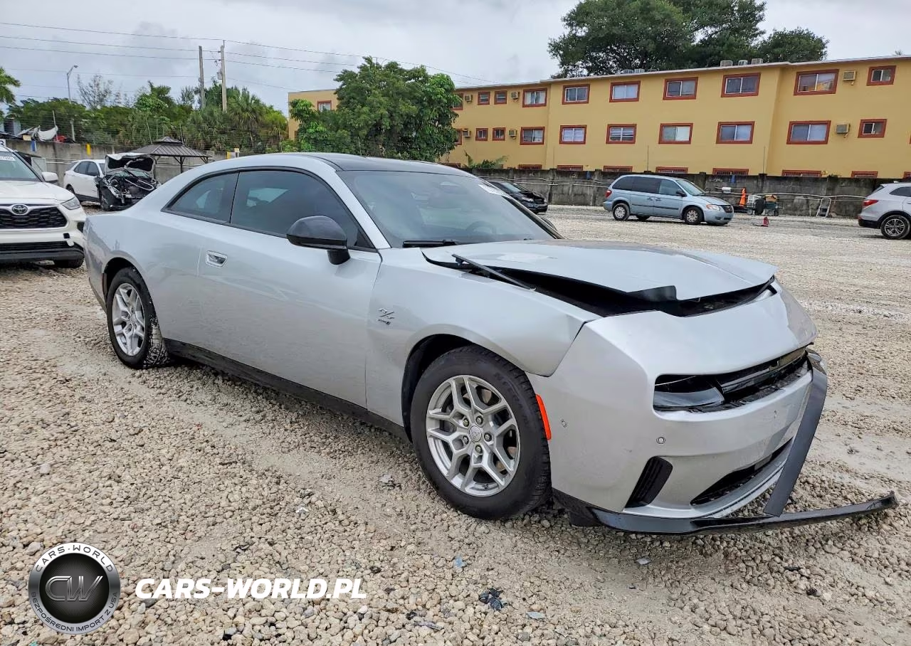 2025 Dodge Charger Daytona R VIN:2C3CDBCK0SR537040 - 4