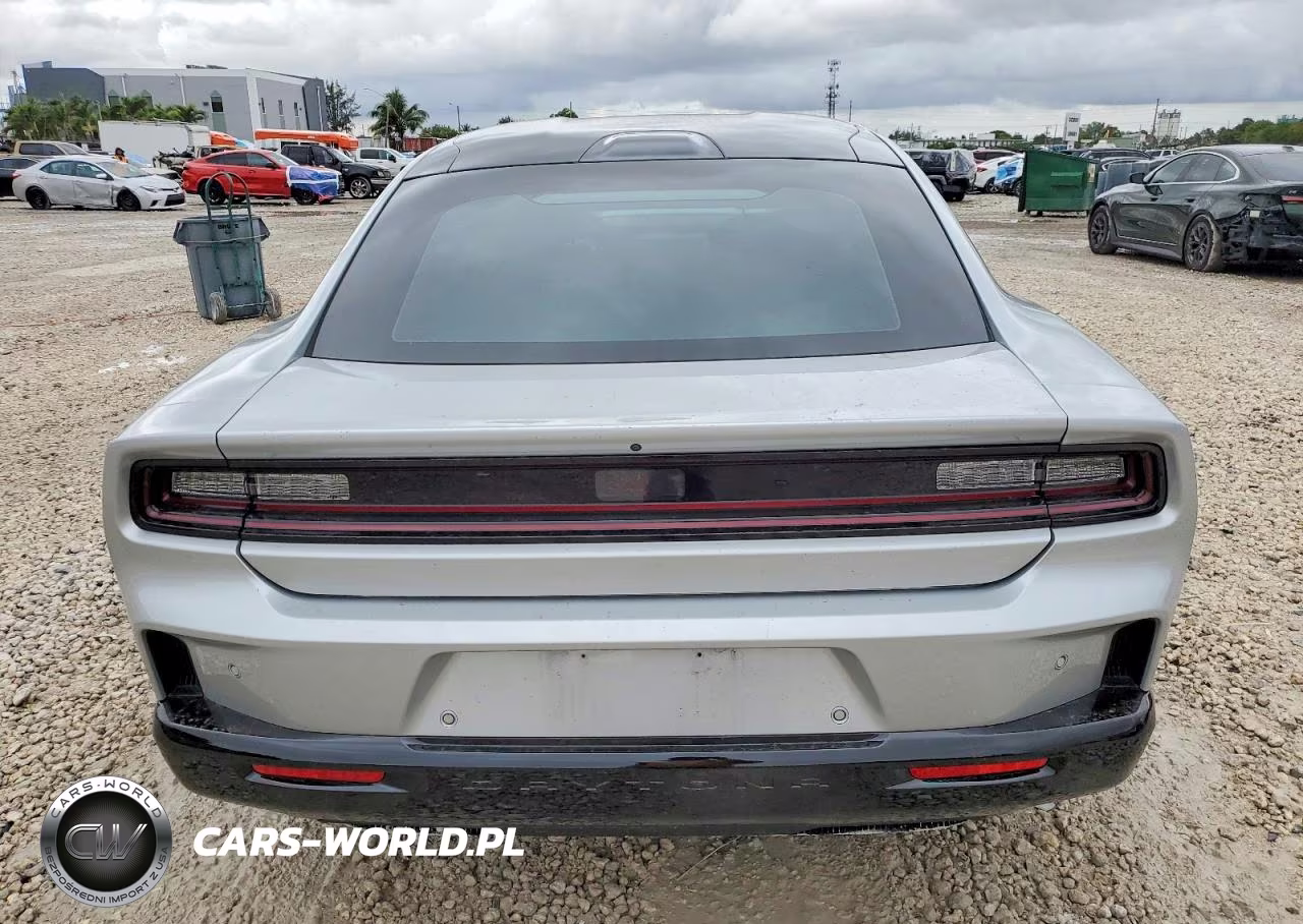 2025 Dodge Charger Daytona R VIN:2C3CDBCK0SR537040 - 6