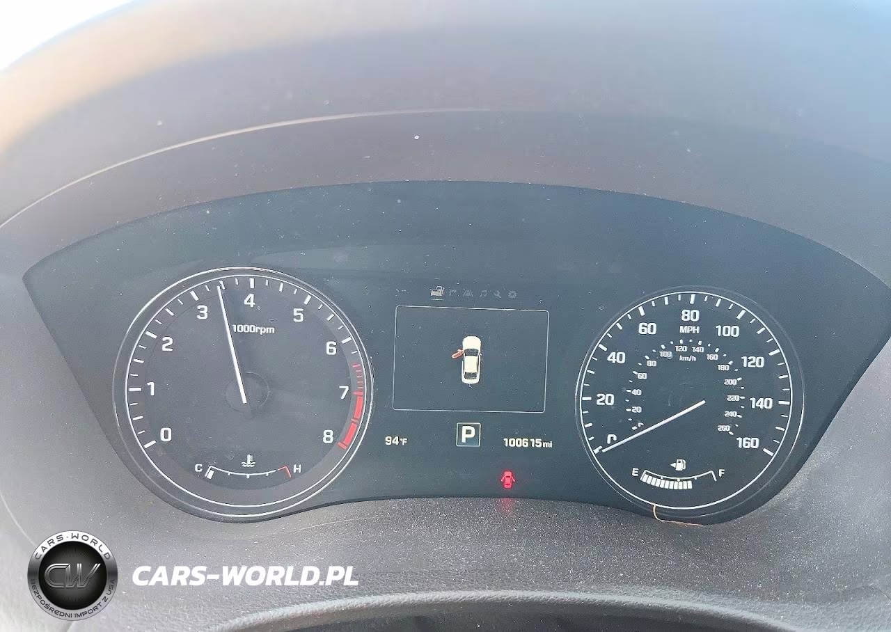 2016 Hyundai Genesis 3.8L VIN:KMHGN4JE4GU112350 - 9