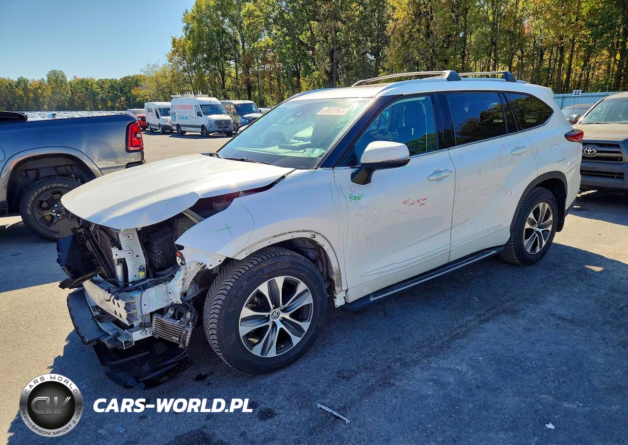 2021 Toyota Highlander Xle
