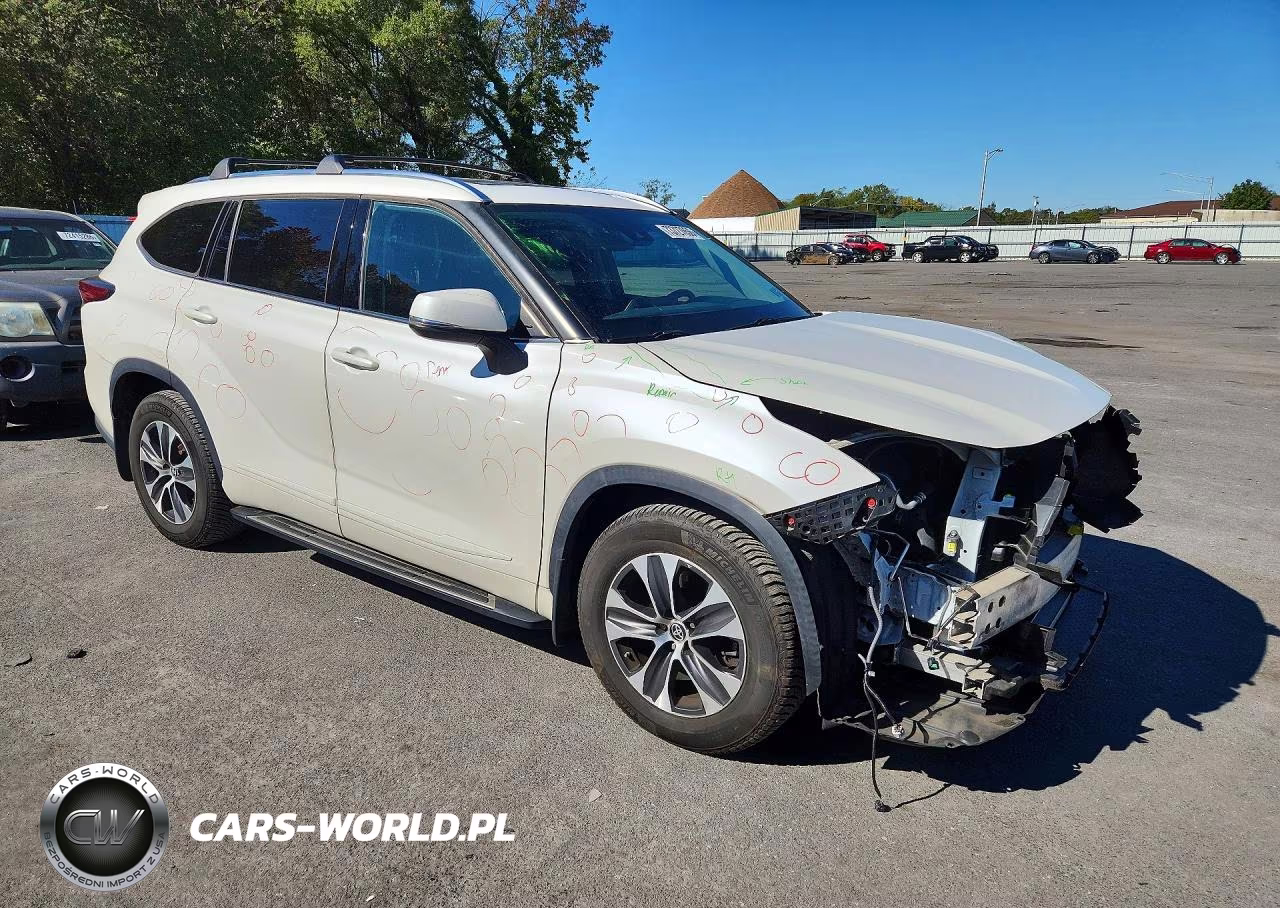 2021 Toyota Highlander Xle VIN:5TDGZRBH4MS135092 - 4