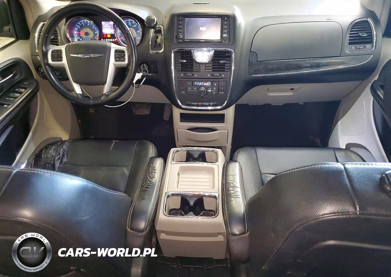 2015 Chrysler Town & Country Touring VIN:2C4RC1BG4FR726733 - 8