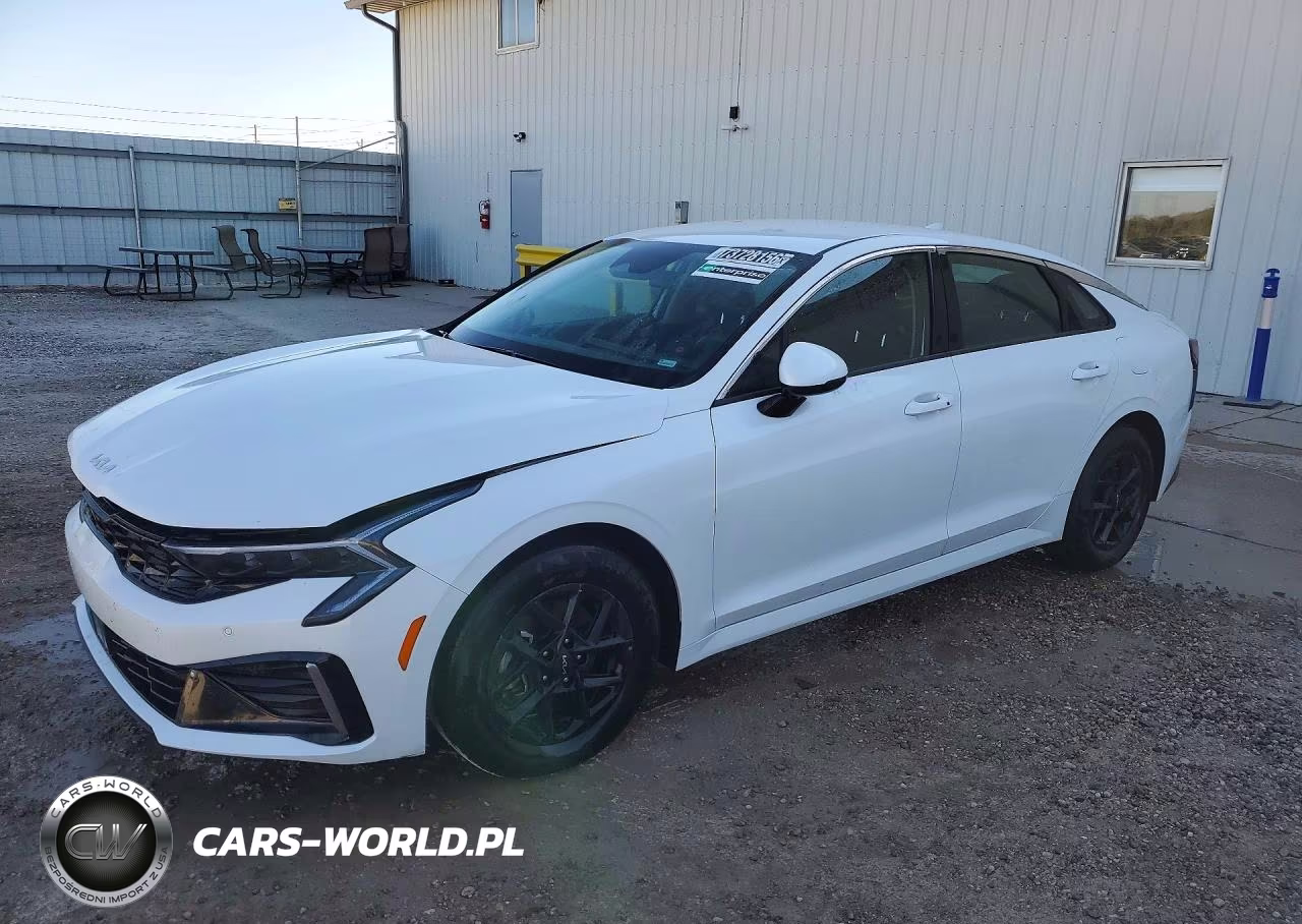 2026 Kia K5 Lxs VIN:KNAG24J73T5426992 - 1