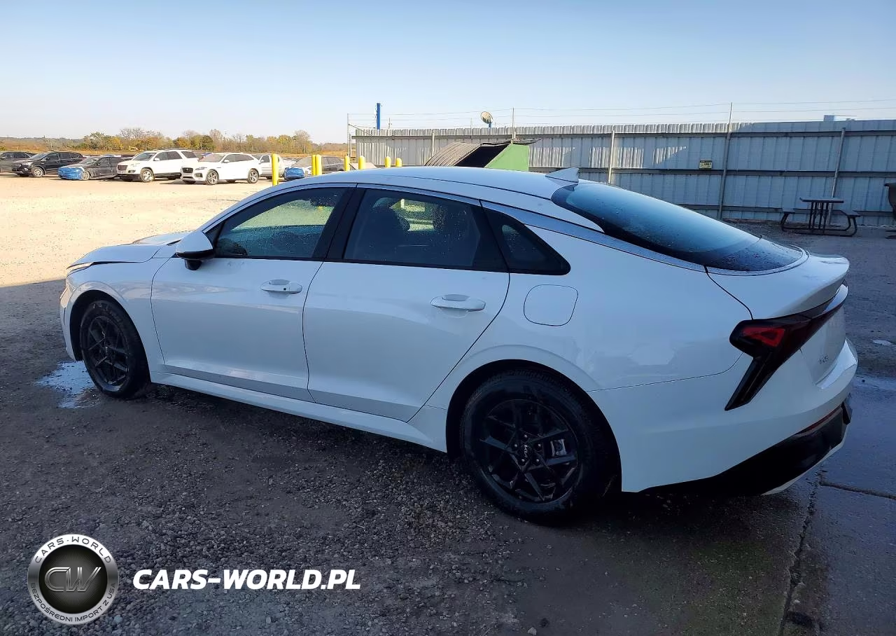 2026 Kia K5 Lxs VIN:KNAG24J73T5426992 - 2