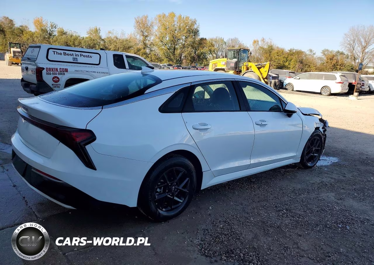 2026 Kia K5 Lxs VIN:KNAG24J73T5426992 - 3