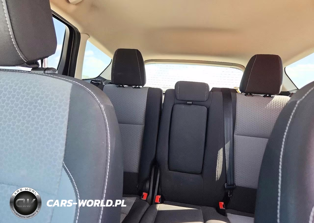 2018 Ford Escape Se VIN:1FMCU0GD8JUC70075 - 10