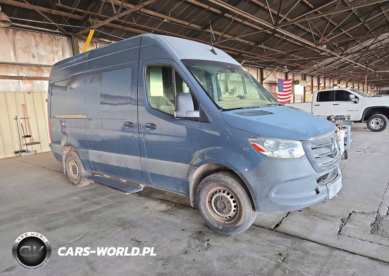 2019 Mercedes-Benz Sprinter 2500-3500 VIN:WD4PF0CD4KP053313 - 4