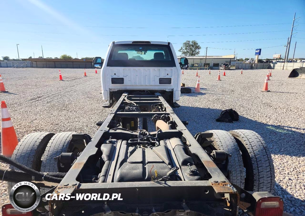 2019 Ford F550 Super Duty VIN:1FDUF5GT3KDA04497 - 10