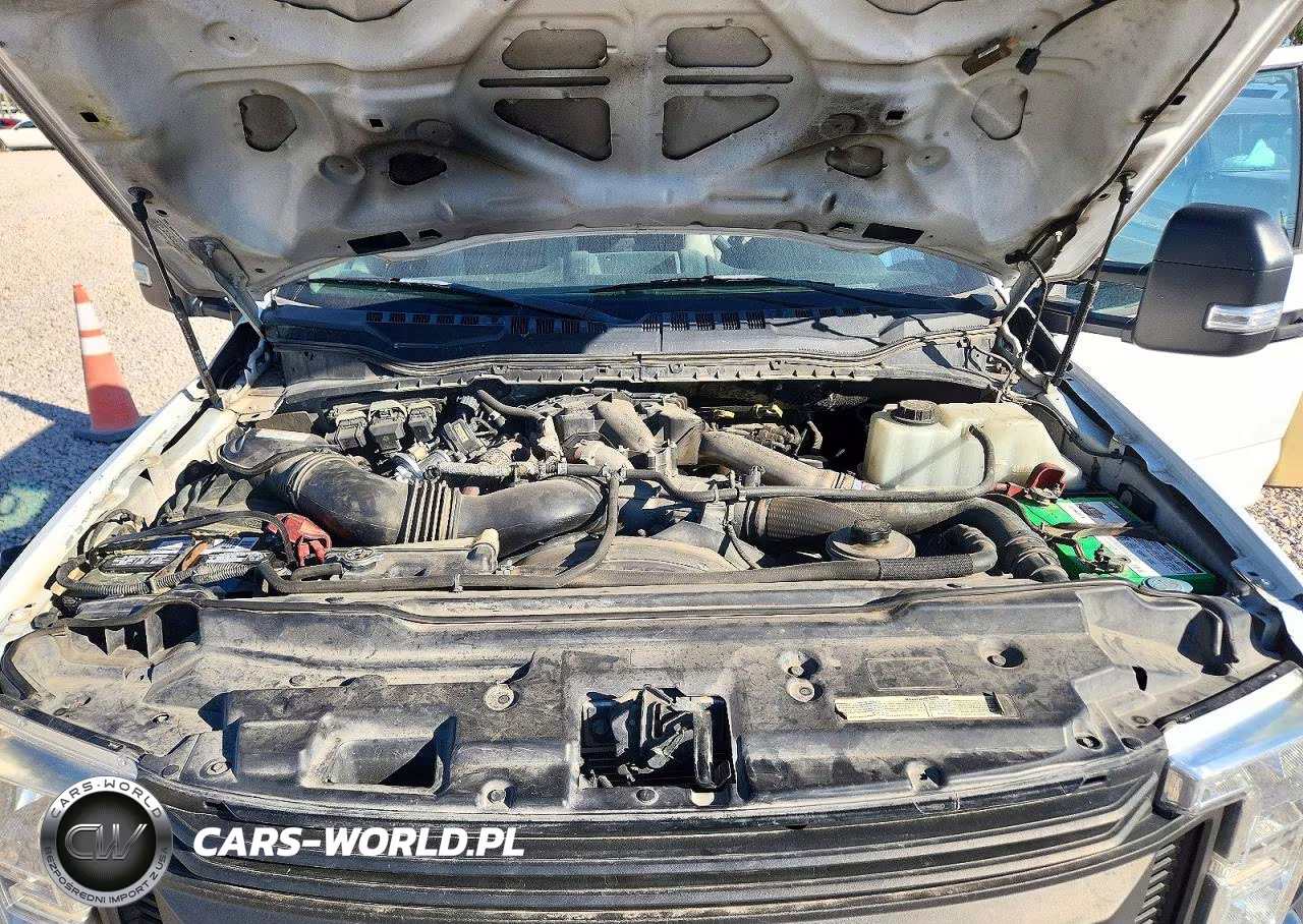 2019 Ford F550 Super Duty VIN:1FDUF5GT3KDA04497 - 11
