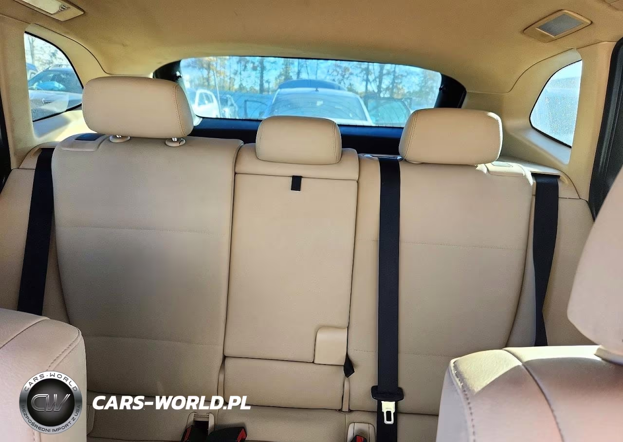2013 BMW X1 xDrive28I VIN:WBAVL1C5XDVR90834 - 10
