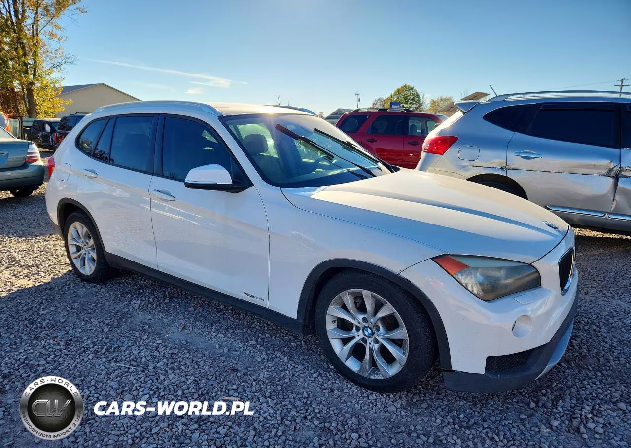 2013 BMW X1 xDrive28I VIN:WBAVL1C5XDVR90834 - 4