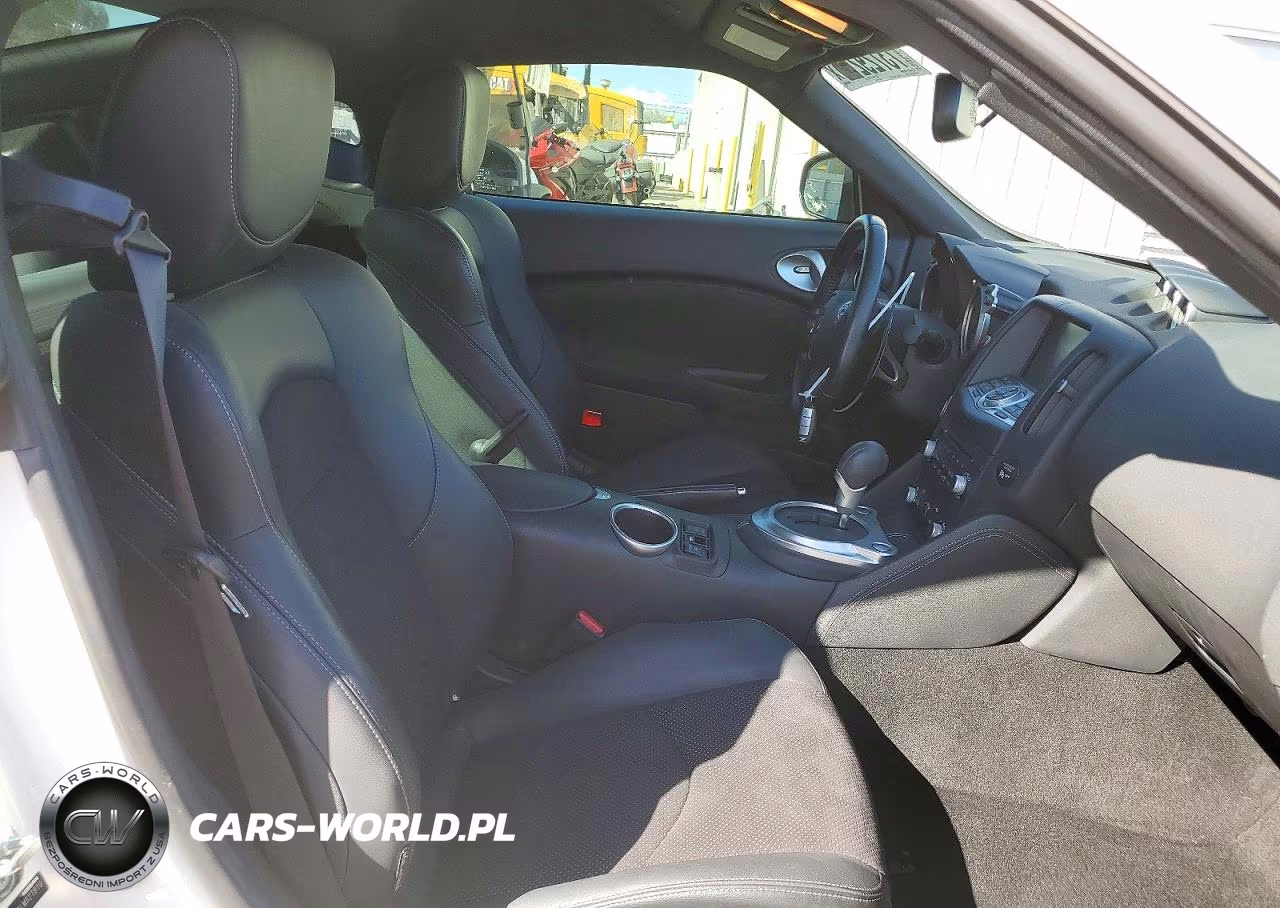 2020 Nissan 370Z Sport Touring VIN:JN1AZ4EH3LM821819 - 10