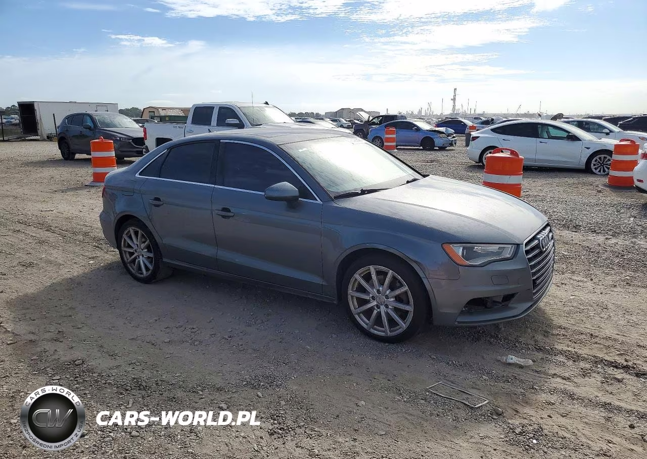 2015 Audi A3 Premium Plus VIN:WAUCCGFF6F1018530 - 4