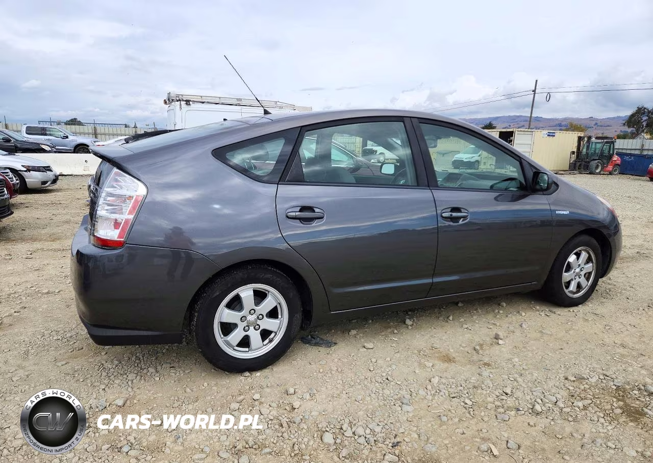 2008 Toyota Prius Base VIN:JTDKB20U583304999 - 3