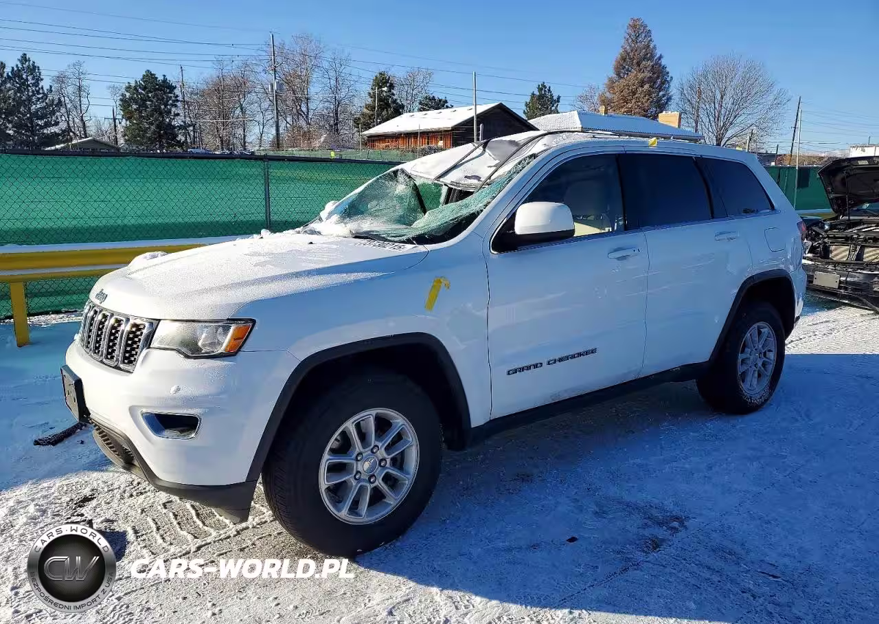 2020 Jeep Grand Cherokee Laredo