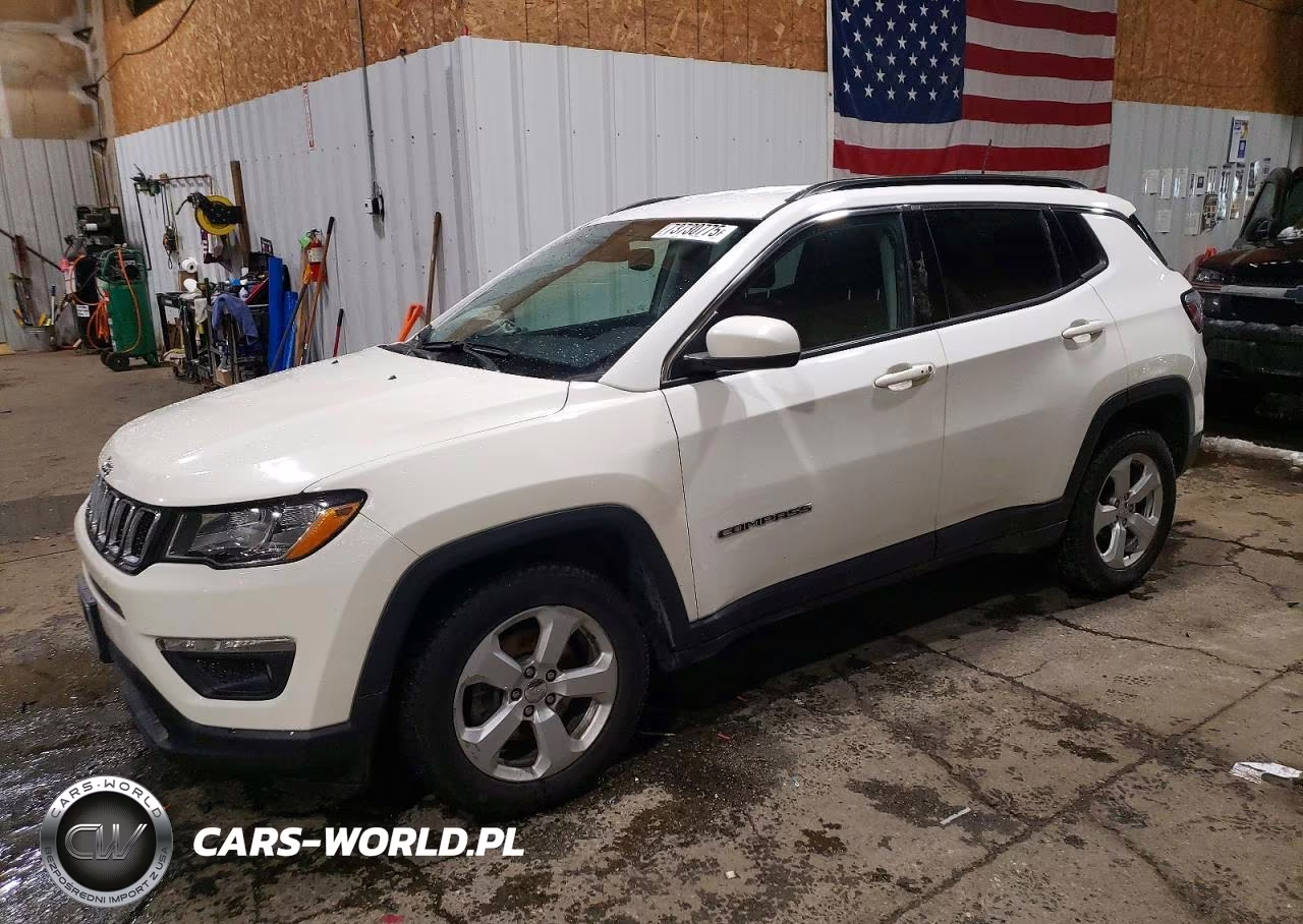 2018 Jeep Compass Latitude – zdjęcie 1 z 13