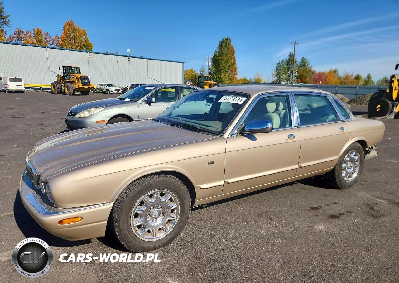 2003 Jaguar Xj8