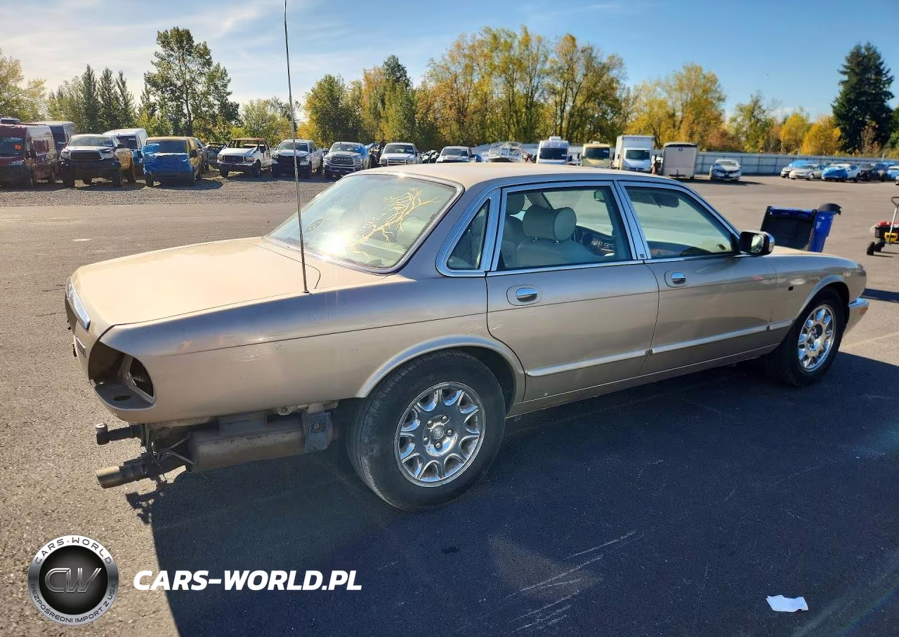 2003 Jaguar Xj8 VIN:SAJDA14C03LF58866 - 3