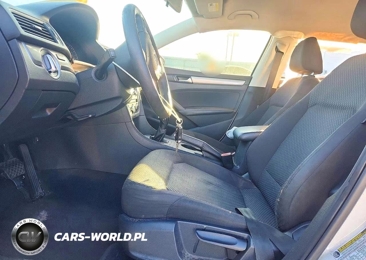 2012 Volkswagen Passat S VIN:1VWAH7A32CC067665 - 7
