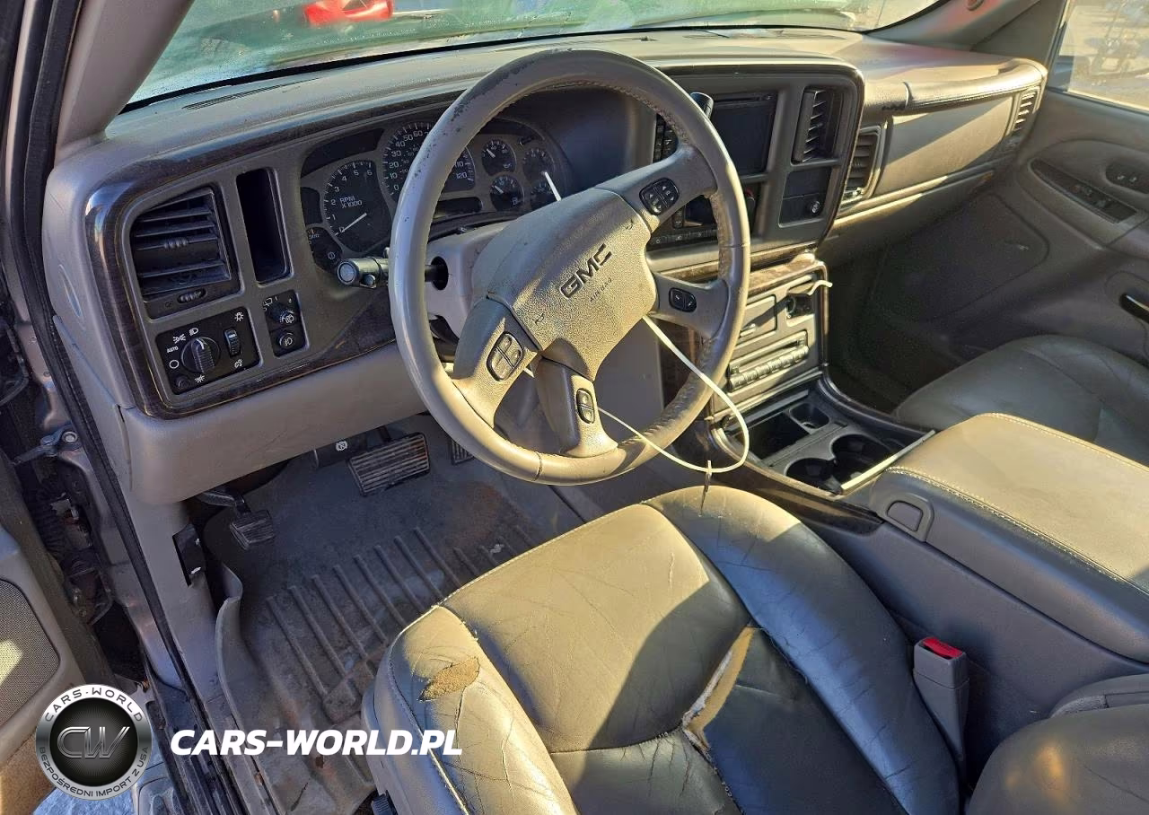 2005 GMC Yukon Denali VIN:1GKEK63U65J153389 - 8