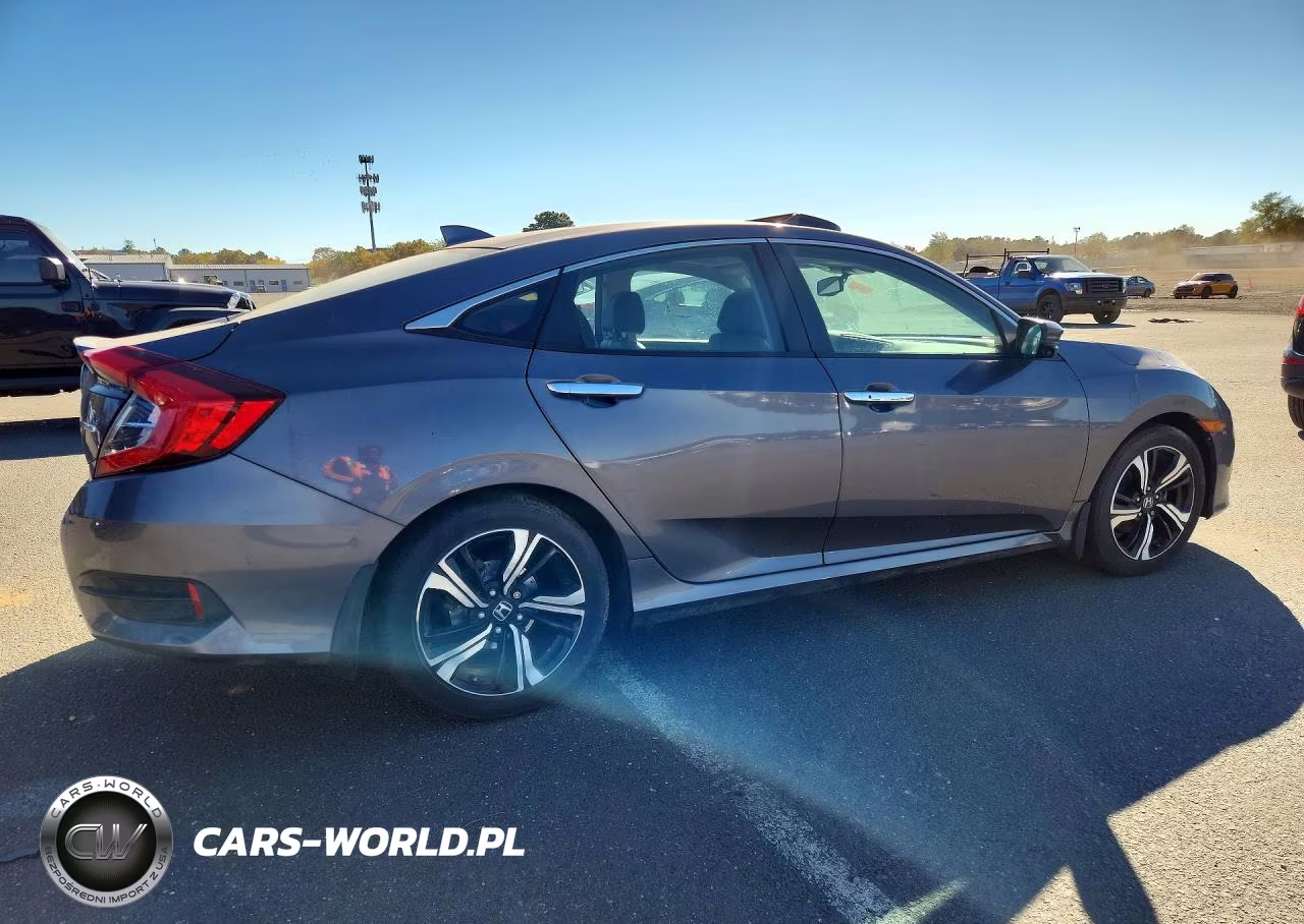 2016 Honda Civic Touring VIN:2HGFC1F94GH633282 - 3