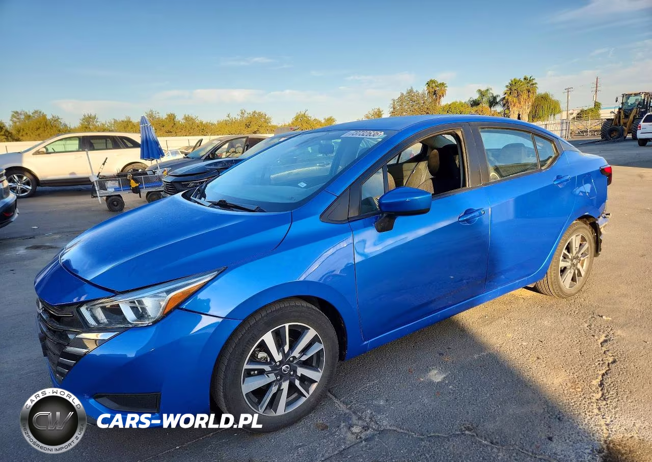2024 Nissan Versa Sv