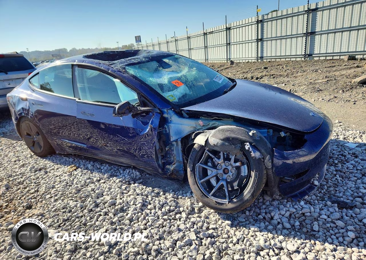 2022 Tesla Model 3 VIN:5YJ3E1EB7NF194503 - 4