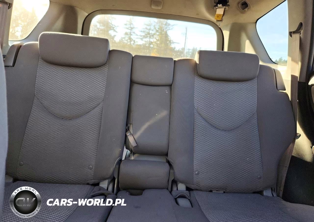 2007 Toyota Rav4 Limited VIN:JTMBD31V376048656 - 10