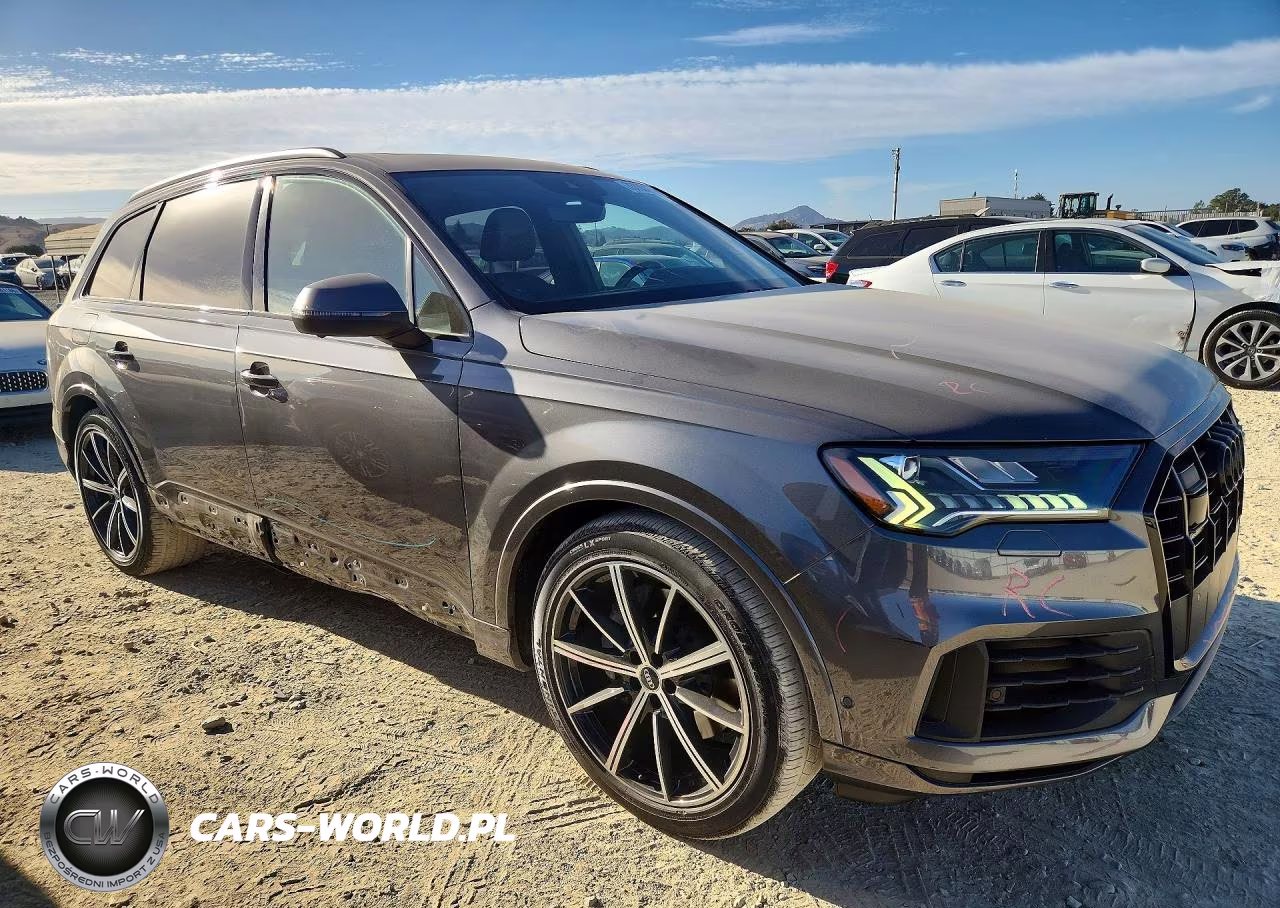 2021 Audi Q7 Prestige VIN:WA1VXAF76MD037235 - 4