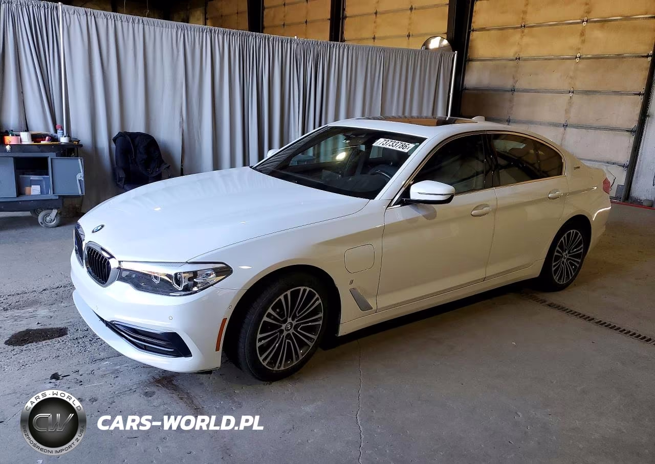 2019 BMW 530Xe