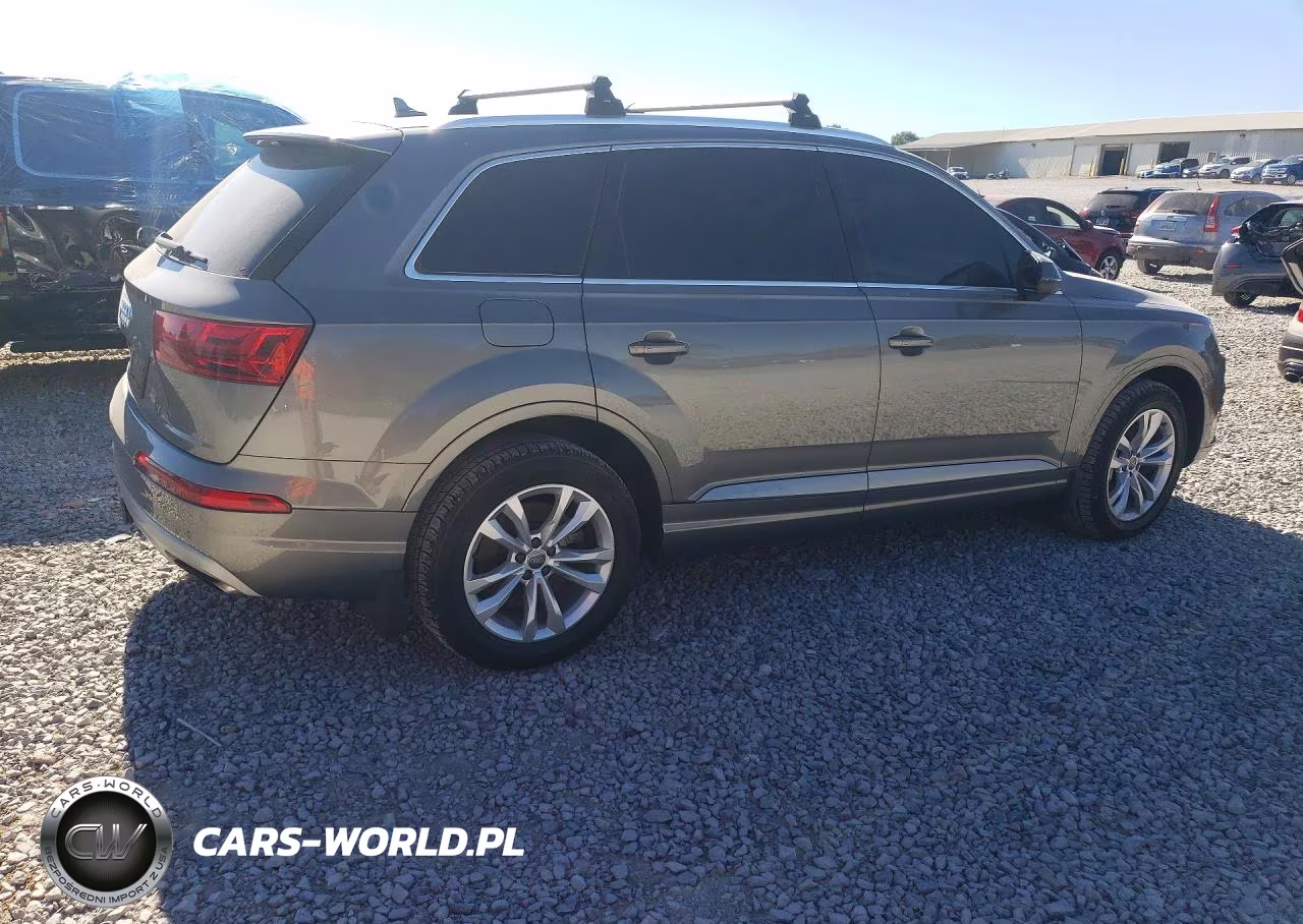 2017 Audi Q7 Premium Plus VIN:WA1LAAF72HD025436 - 3