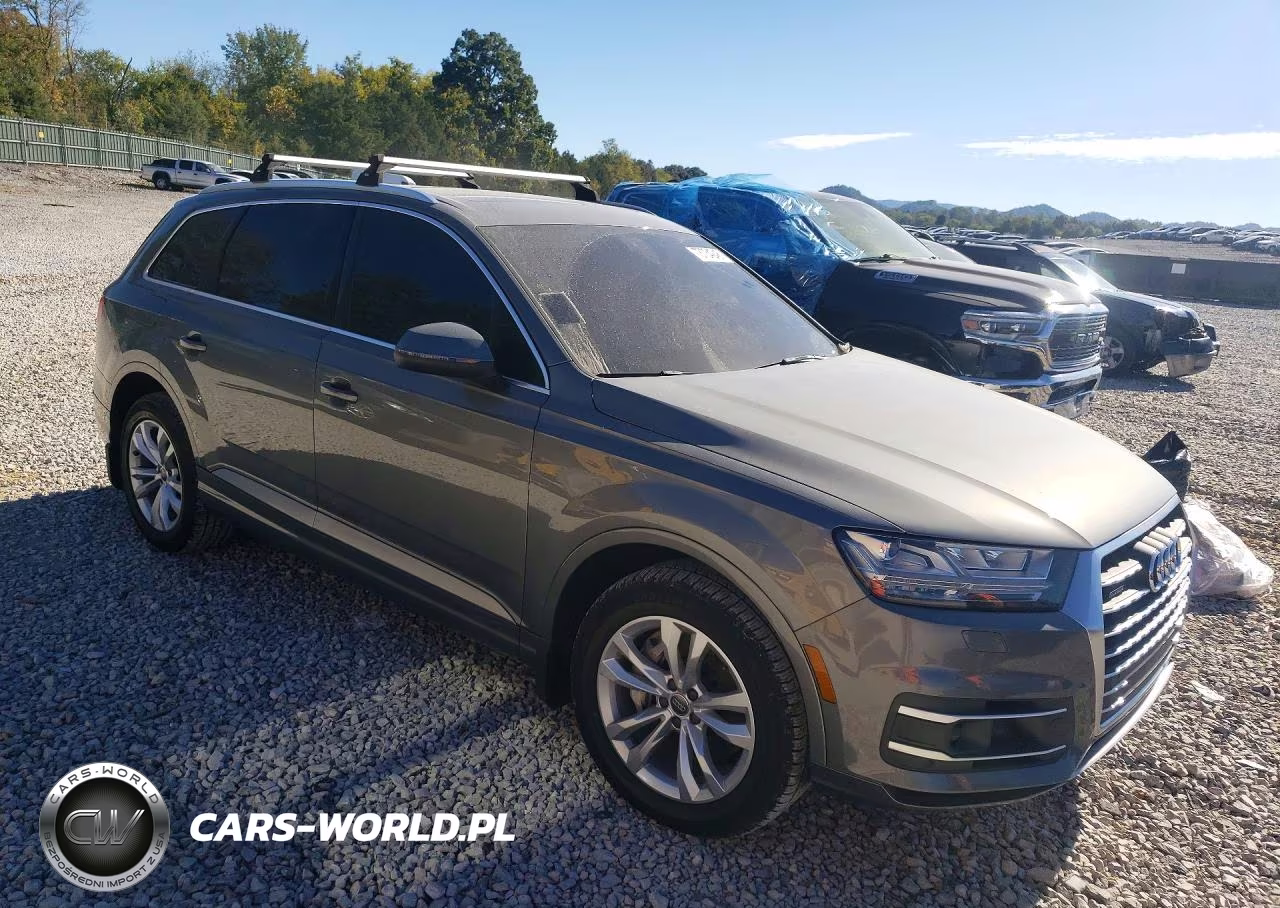 2017 Audi Q7 Premium Plus VIN:WA1LAAF72HD025436 - 4