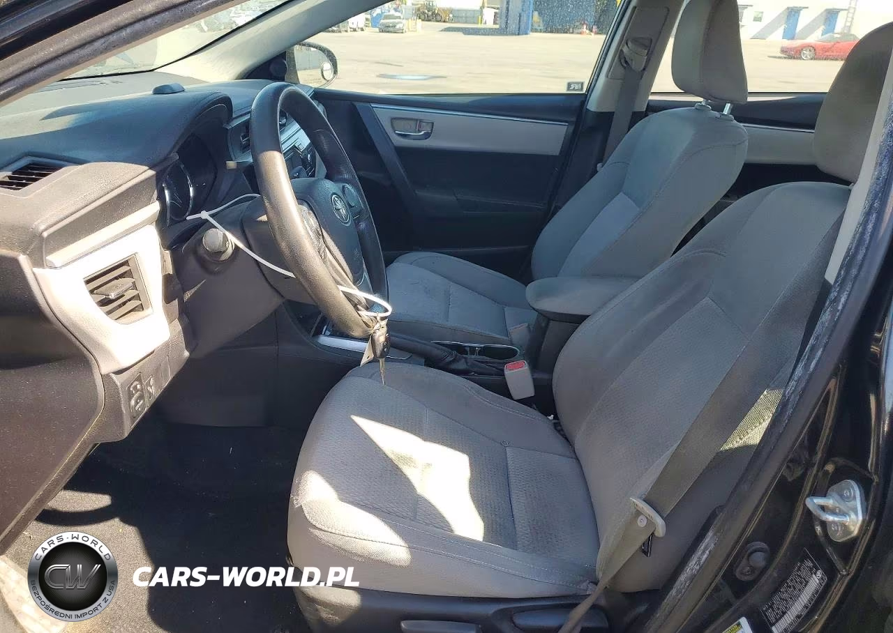 2015 Toyota Corolla Le Plus VIN:5YFBURHE9FP226652 - 7