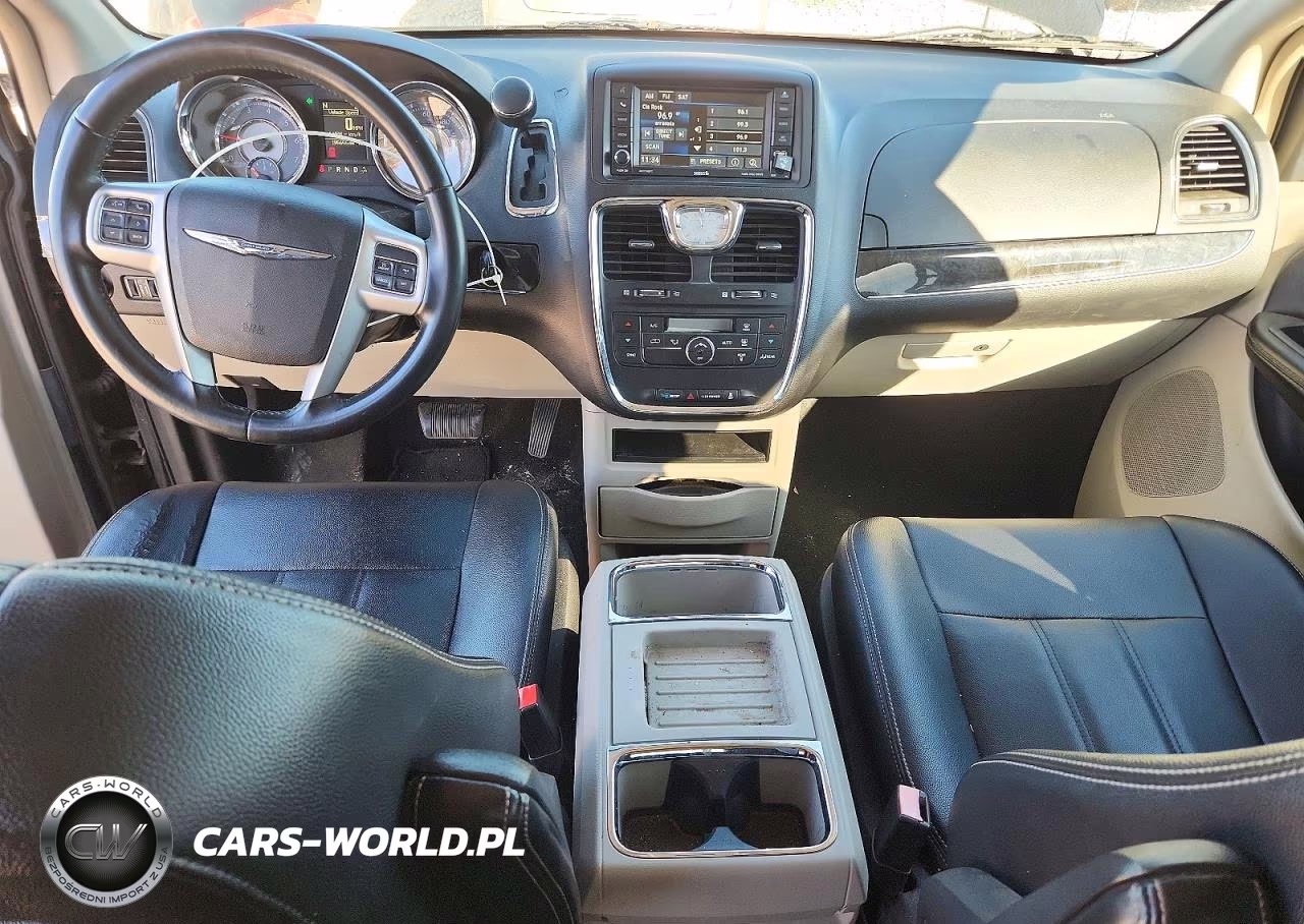 2016 Chrysler Town & Country Touring VIN:2C4RC1BG7GR271331 - 8