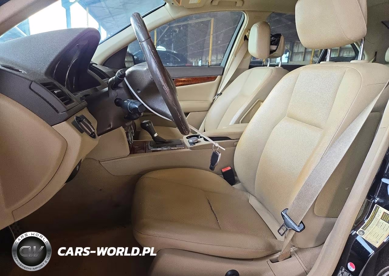 2010 Mercedes-Benz C 300 VIN:WDDGF5EB0AR108478 - 7