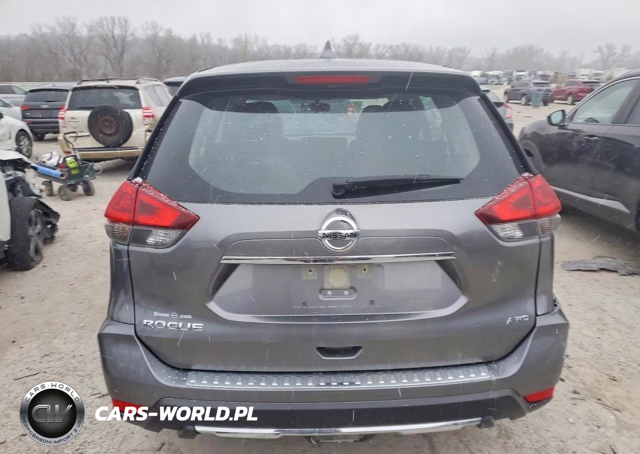 2018 Nissan Rogue S VIN:JN8AT2MV2JW303913 - 6