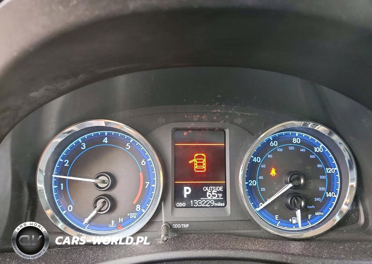 2017 Toyota Corolla L VIN:5YFBURHE8HP680510 - 9