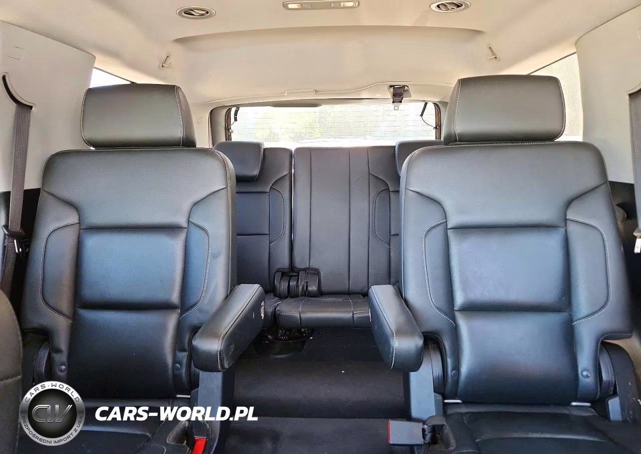 2019 Chevrolet Tahoe C1500 Premier VIN:1GNSCCKC7KR213252 - 10