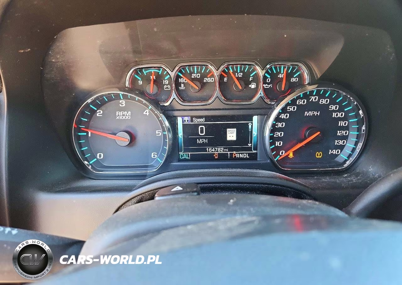 2019 Chevrolet Tahoe C1500 Premier VIN:1GNSCCKC7KR213252 - 9