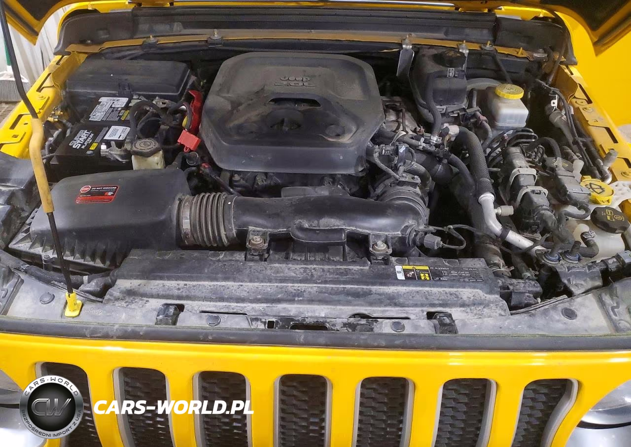 2020 Jeep Wrangler Unlimited Sahara VIN:1C4HJXEN9LW114514 - 12