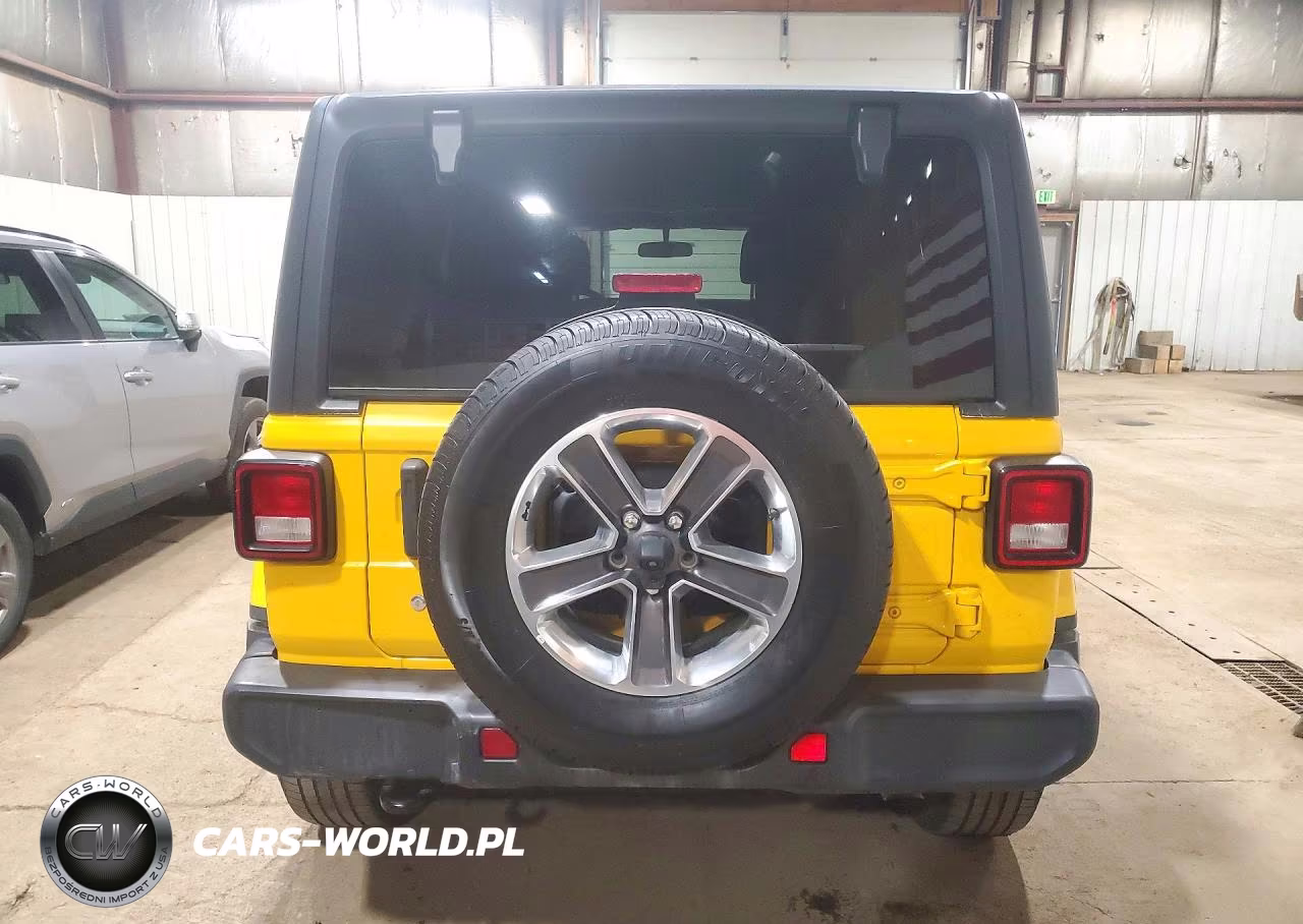 2020 Jeep Wrangler Unlimited Sahara VIN:1C4HJXEN9LW114514 - 6