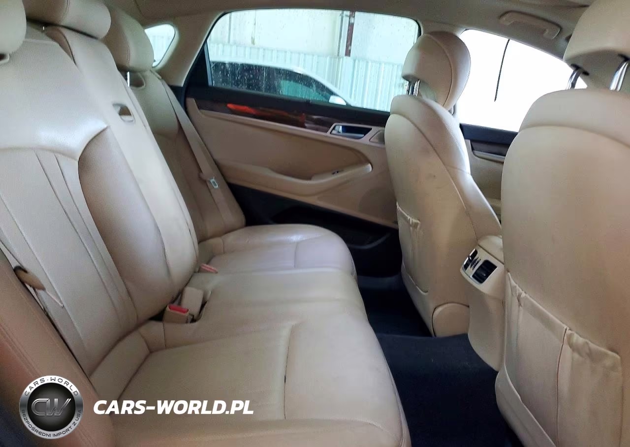 2018 Genesis G80 3.8 VIN:KMHGN4JE9JU226948 - 10