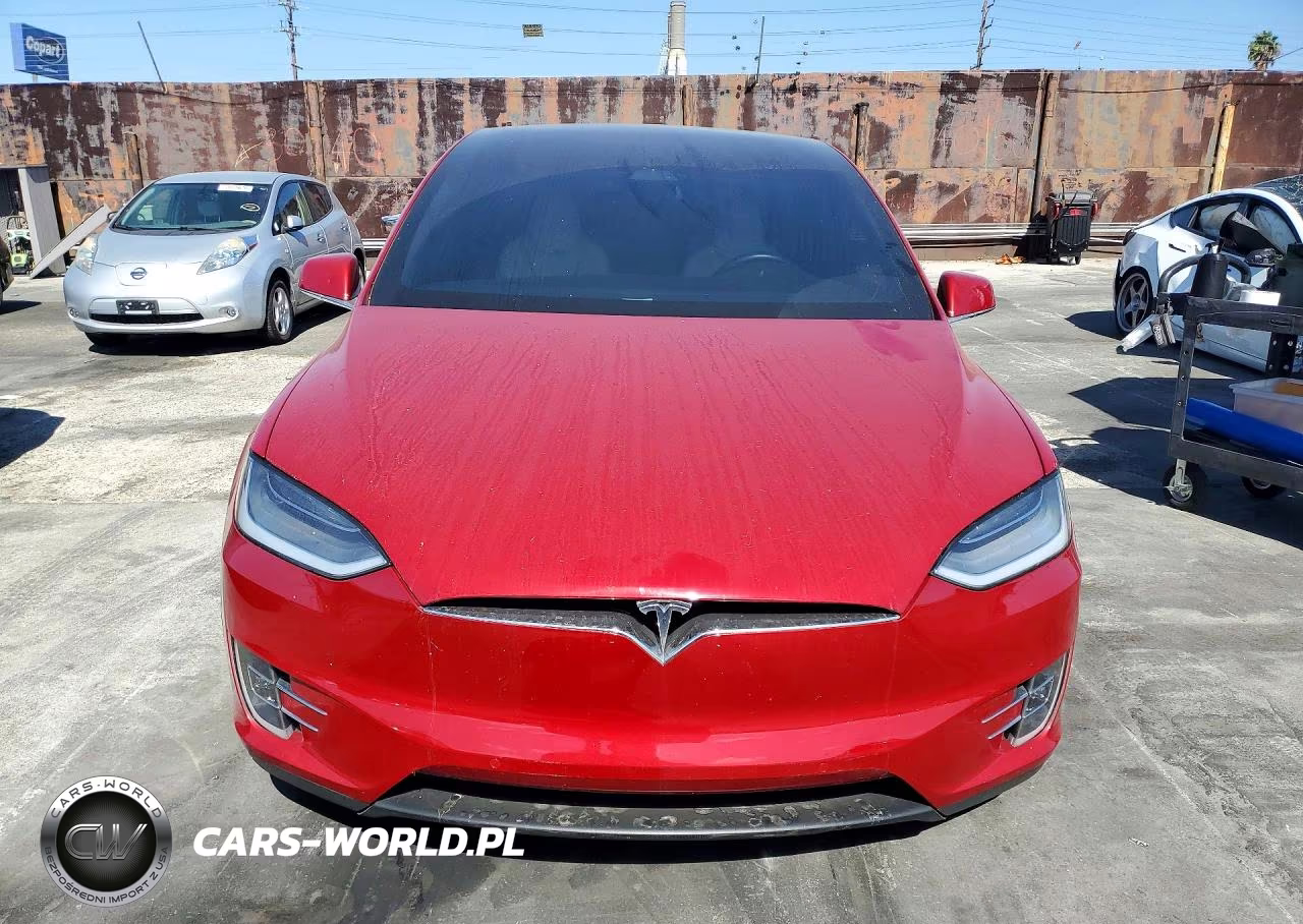 2019 Tesla Model X VIN:5YJXCDE21KF211820 - 5
