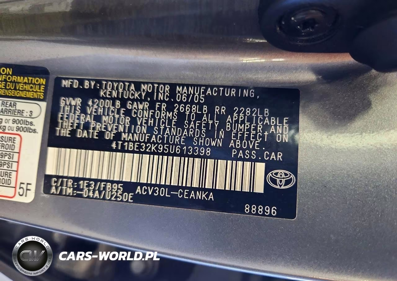 2005 Toyota Camry Le VIN:4T1BE32K95U613398 - 12