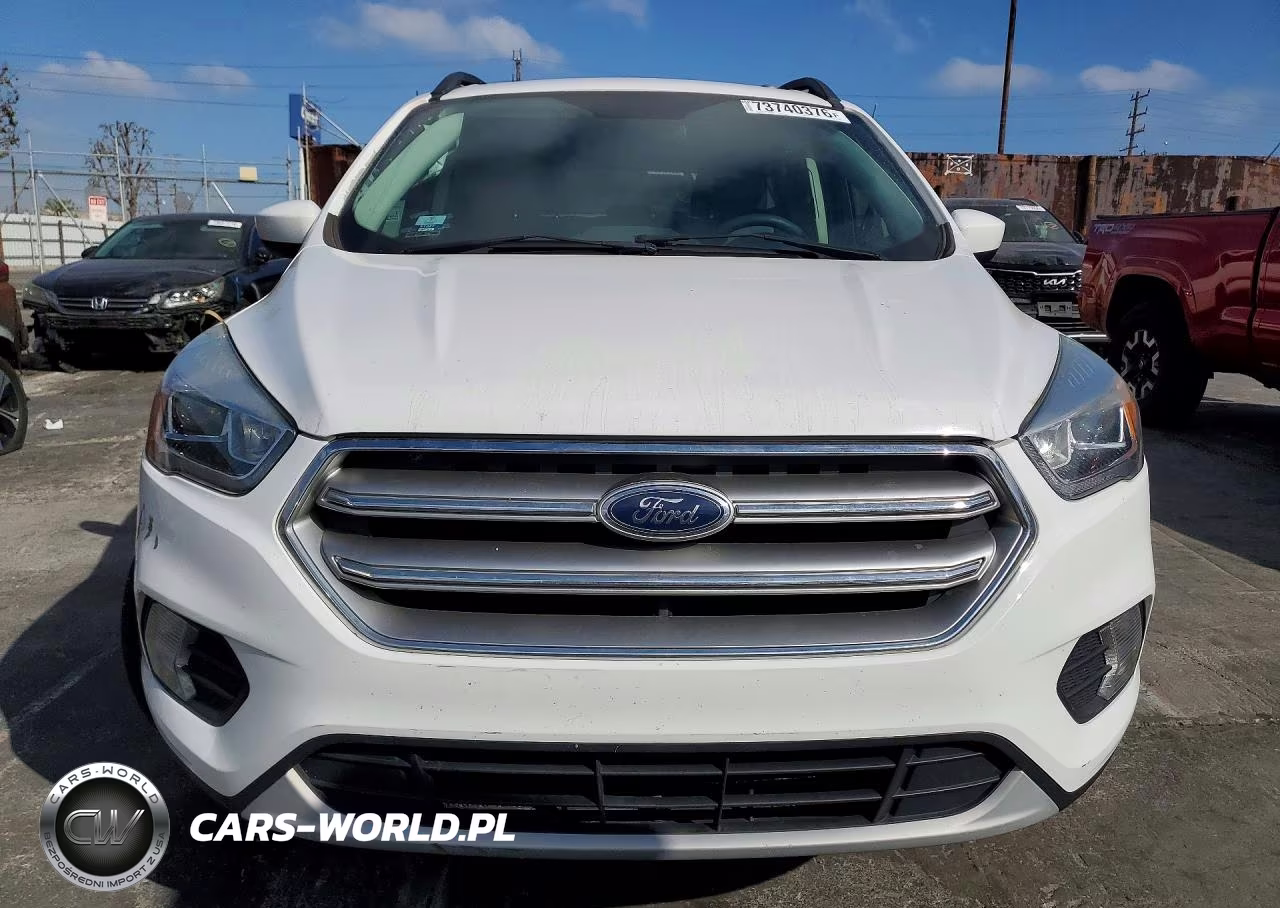 2017 Ford Escape Se VIN:1FMCU0GD1HUC63558 - 5