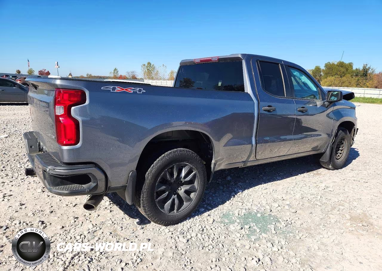 2019 Chevrolet Silverado K1500 Custom VIN:1GCRYBEH1KZ276180 - 3