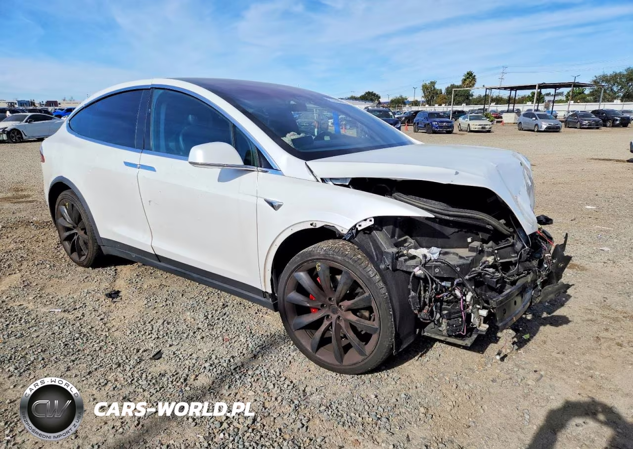 2019 Tesla Model X VIN:5YJXCAE46KF162369 - 4