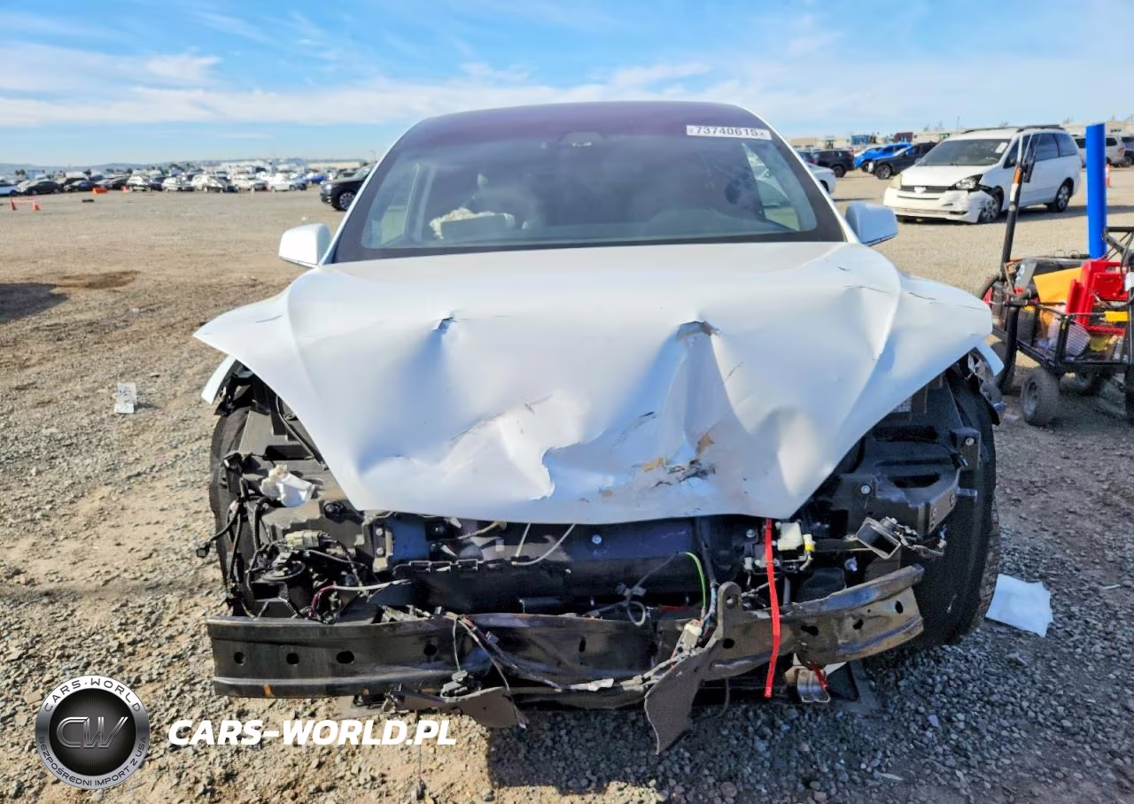2019 Tesla Model X VIN:5YJXCAE46KF162369 - 5