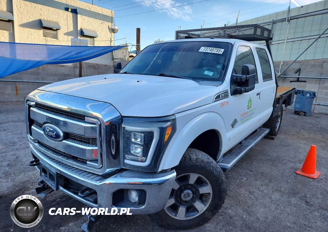 2011 Ford F350 Super Duty Flatbed Truck